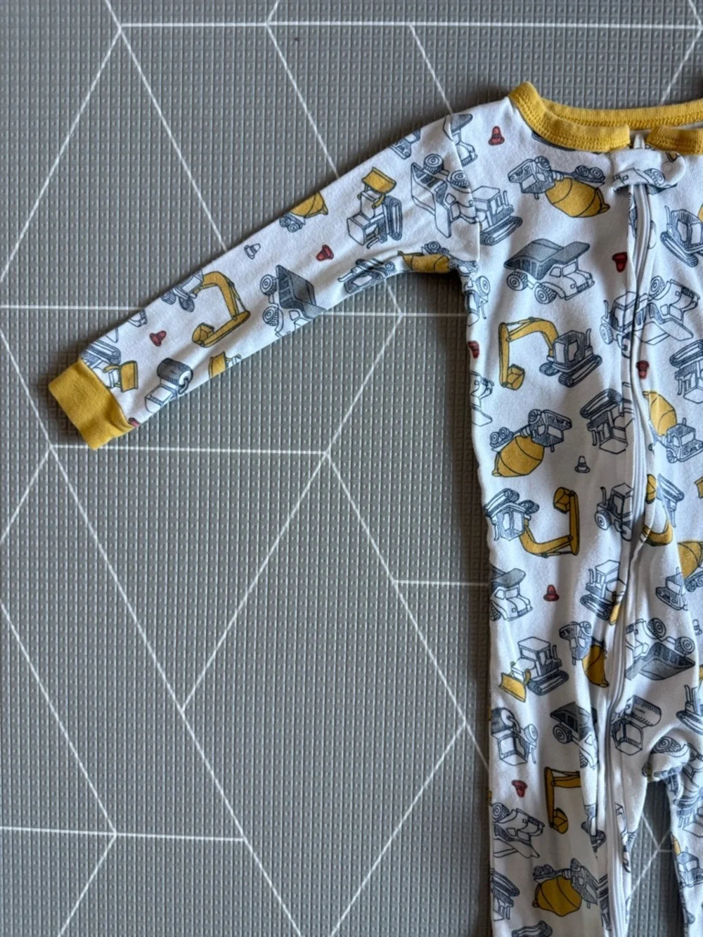Carters|Baby boy/toddler footie pajamas,novelty Construction Print-White/Yellow